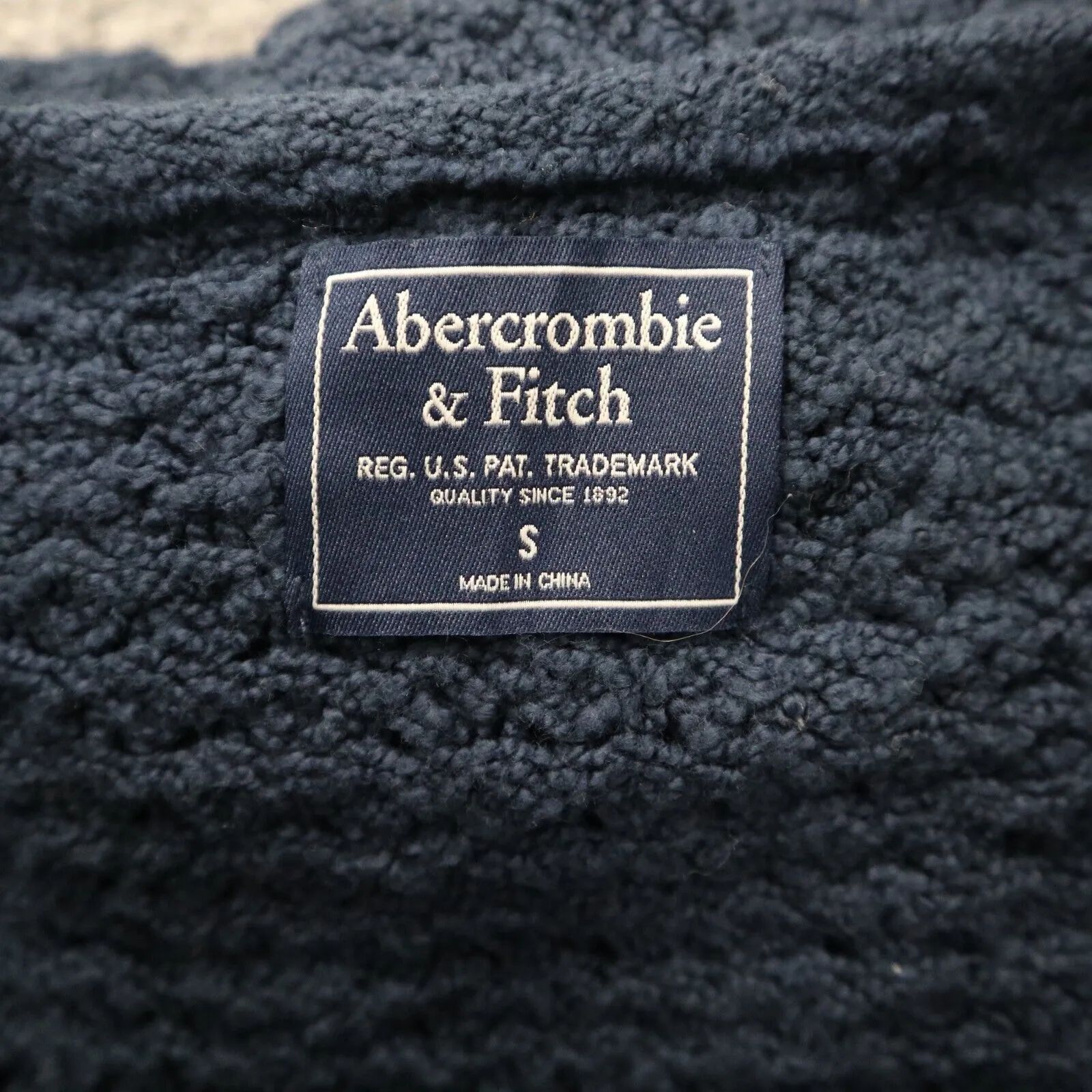 Abercrombie Women Pullover Knit Sweater Long Sleeves Scoop Neck Blue SZ Small