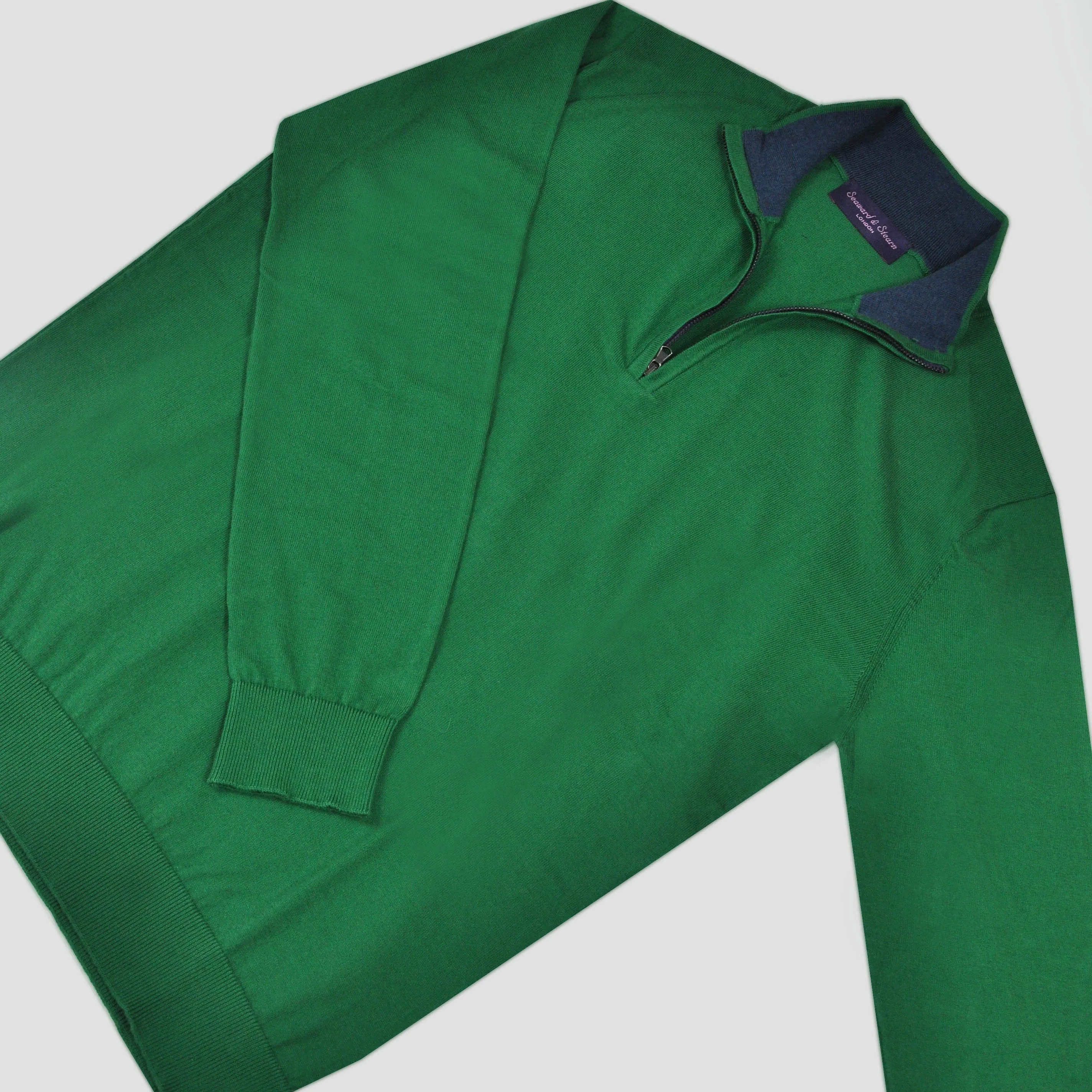 Fine Cotton Quarter Zip Collar in Green with Blue Collar